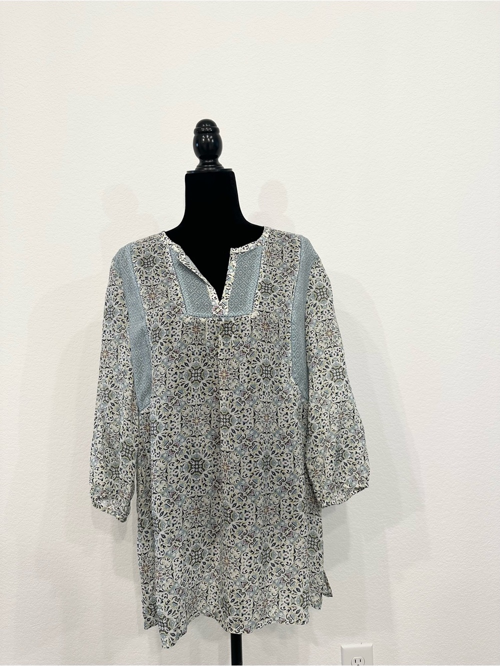 J. Jill Light Blue Printed Tunic Top